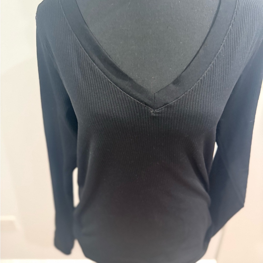 Athleta Black Ribbed V-Neck Long Sleeve Top